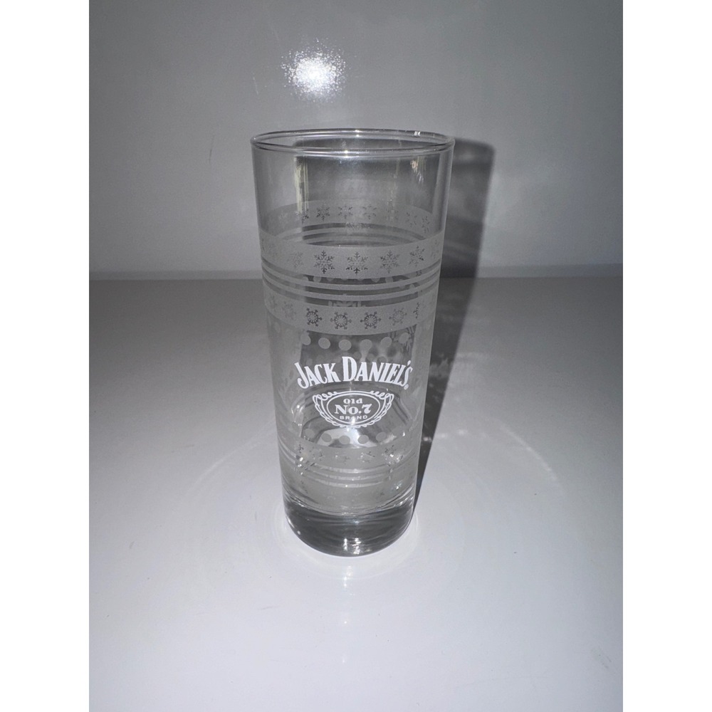 Jack Daniels Old No 7 Holiday Highball Glass Etched Snowflakes Barware Clear